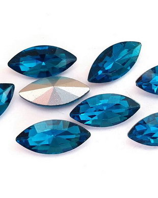 Cabochon din sticla, horse eye, 15x7 mm, CapriBlue