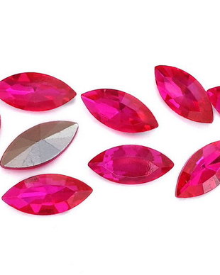 Cabochon din sticla, horse eye, 15x7 mm, siclam