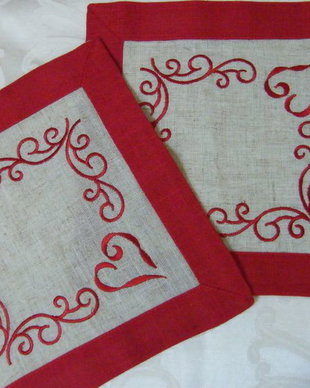 set 2 mileuri brodate