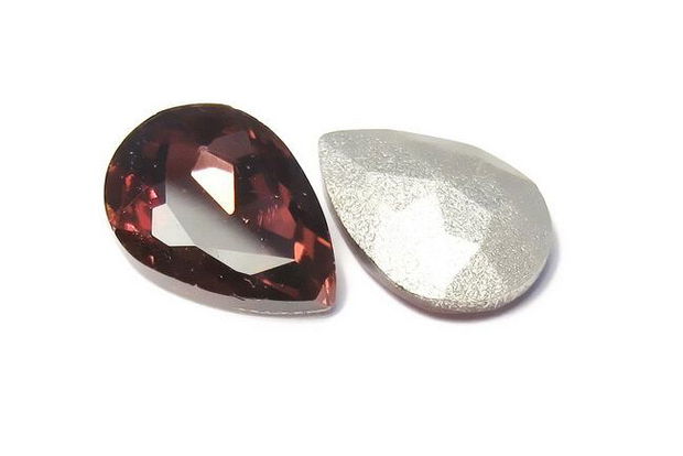 Cabochon din sticla, lacrima, 10x7 mm, antic pink