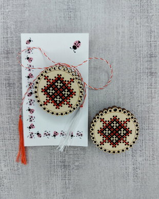 Martisor motiv traditional romanesc nr.1