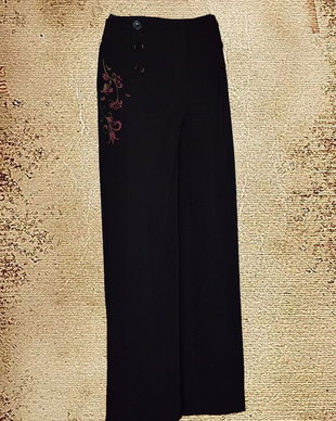 Pantaloni pictati