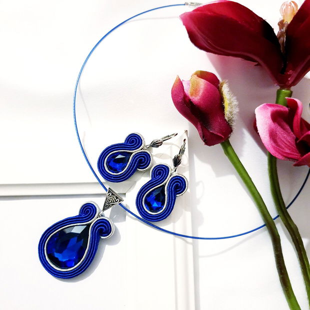 Set Albastru, Bijuterii soutache