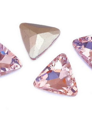 Cabochon din sticla, triunghi, 20x20 mm, pink