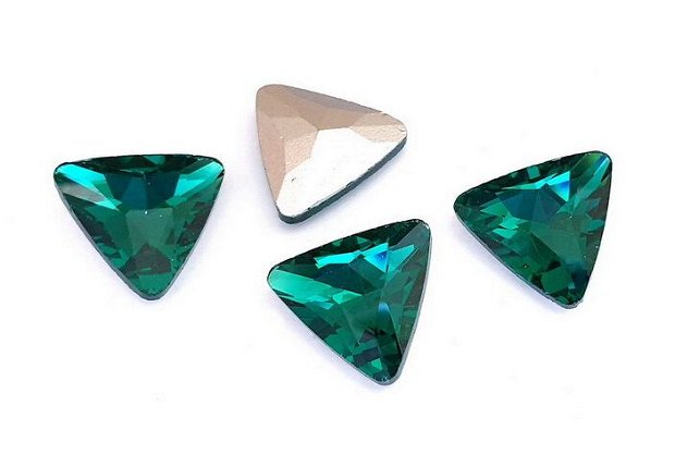 Cabochon din sticla, triunghi, 20x20 mm, verde smarald