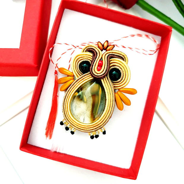 Martisor bufnita,  Brosa soutache