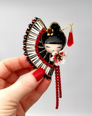 Broșa - Geisha Youta