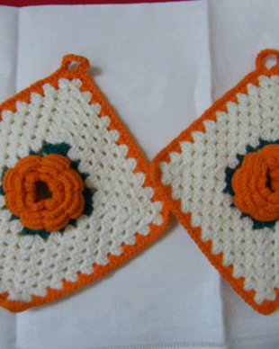 2 pot holders bumbac