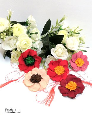 Brosa/Agrafe de par/ Martisor textil