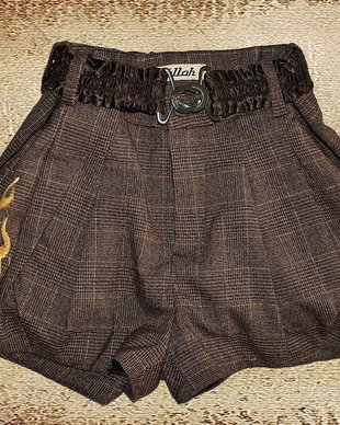 Pantaloni pictati