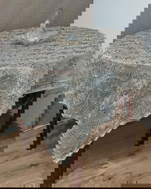 Set fata masa +4 servete