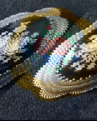 BROSA VINTAGE ALAMA ANII 30 PORTELAN PICTAT MANUAL ,SEMNAT