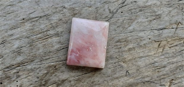 Cabochon opal roz, 28x22 mm