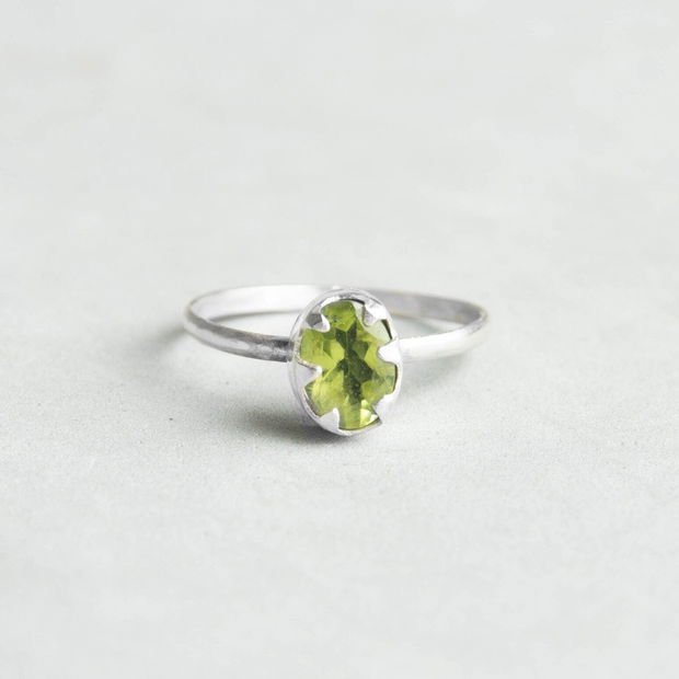 Inel Argint 925 si Peridot