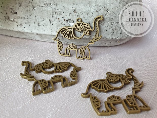 Pandantiv elefant bronz, 42x49mm