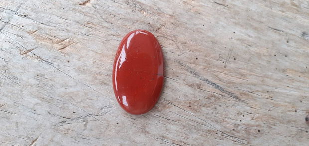 Cabochon jasp rosu, 40x24 mm