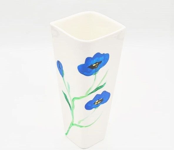 Vaza deosebita personalizata cu flori