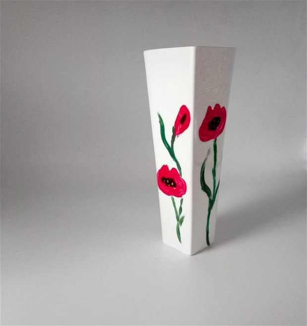 Vaza deosebita personalizata cu flori pictata manual
