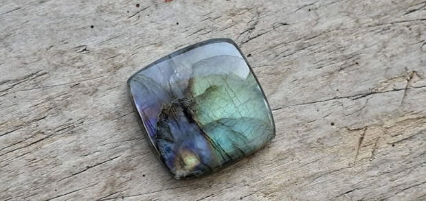 Cabochon labradorit, 27x26 mm