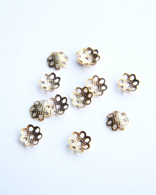 Capacele intermediare aurite (MN14)