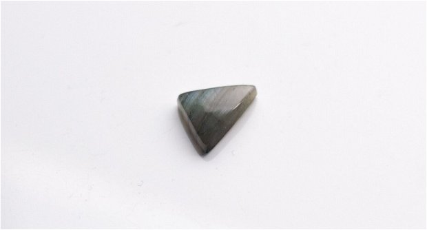 Cabochon Labradorit triunghiular -L08254