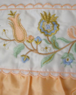Husa perna decor brodata