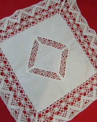 Mileu cu dantela  29 cm