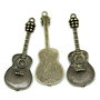 Pandative bronz antic chitara