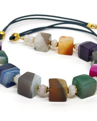 Colier multicolor  cuburi agat