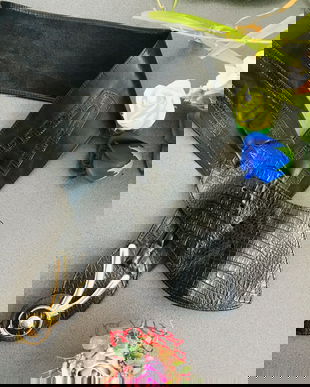 Curea piele cu ornamente metalice