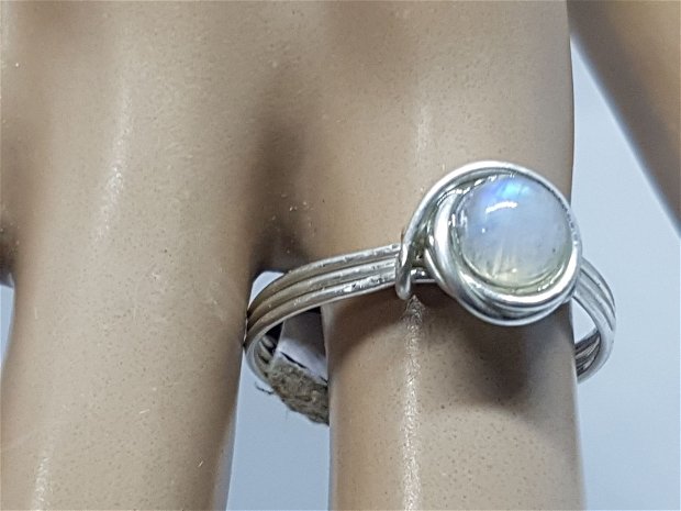 Inel din argint , inel cu piatra lunii/labradorit,inel handmade