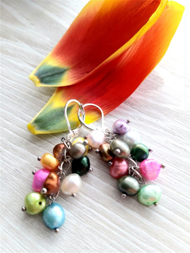 Cercei cu manunchi de perle naturale colorate