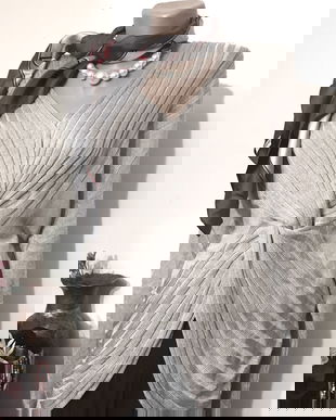 Bluza model deosebit, gri argintiu