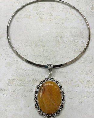 Colier vintage agata galbena