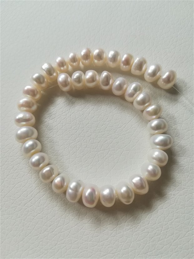 Perle buton, albe, 5x7mm - sirag 18cm