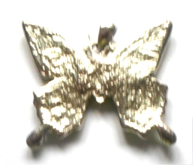 Pandantiv fluture verde pe baza argintie
