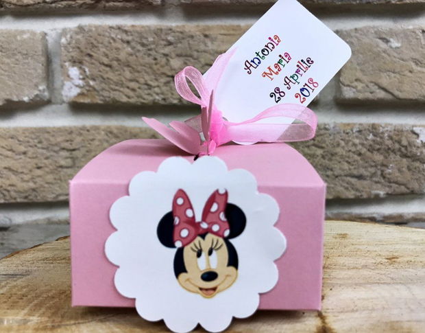 Invitatie vesela cu Minnie Mouse