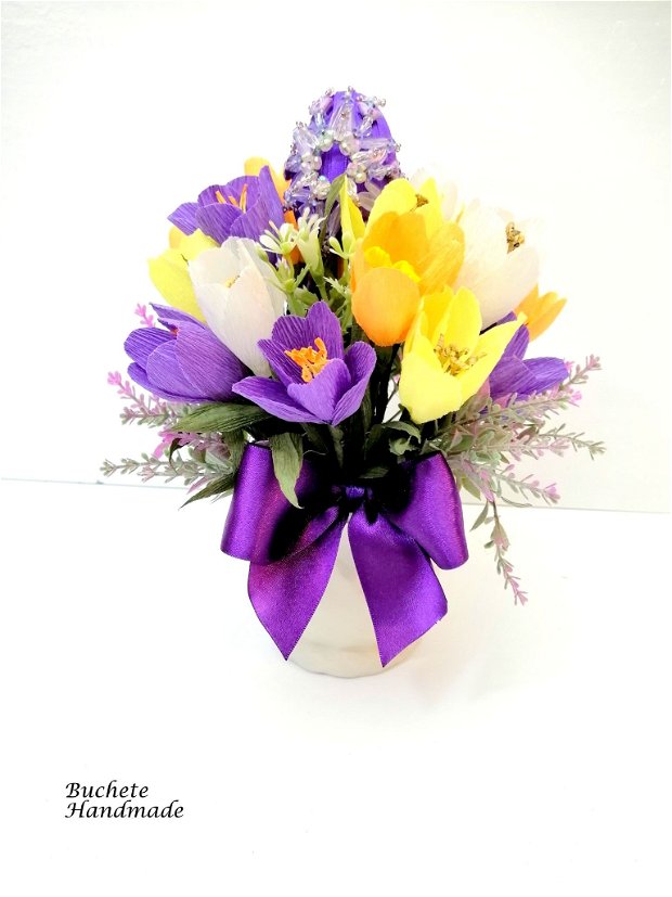 Aranjament floral din flori branduse/Aranjament floral de Paste
