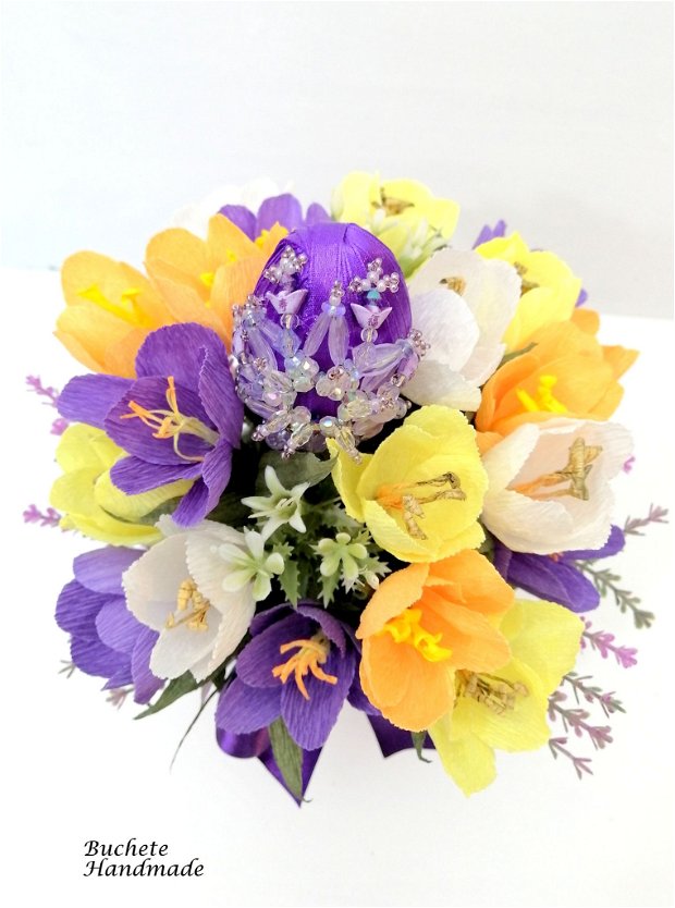 Aranjament floral din flori branduse/Aranjament floral de Paste