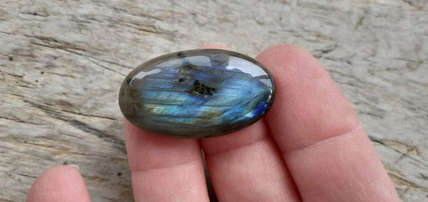 Cabochon labradorit, 33x18 mm