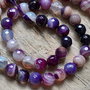 Agate fatetate, mov cu alb - 8 mm