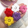 Floricele crosetate manual. Aplicatii crosetate. Floricele colorate