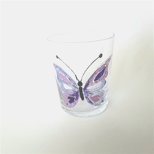 Pahar pictat cu fluture