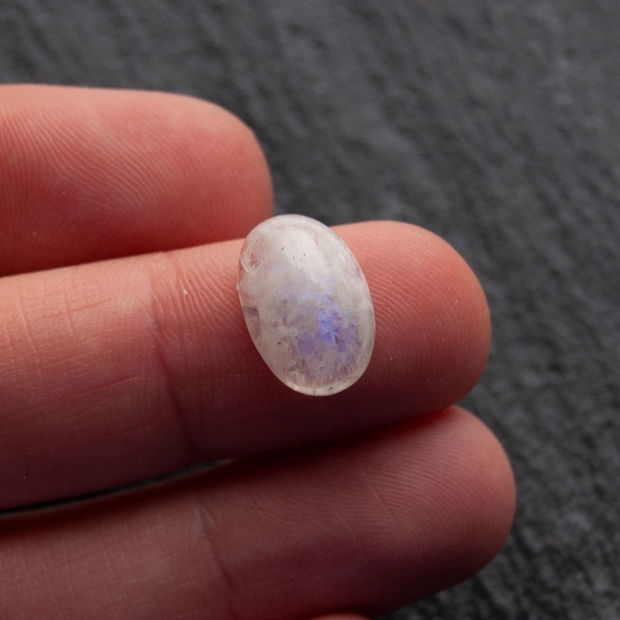 Rainbow Moonstone  oval - MSR20