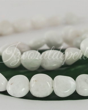 Piatra lunii 8-10x3-5mm, cod P56 (1)
