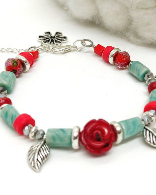 Set /bratara si cercei /floare de coral si amazonit
