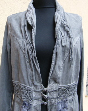 Bluza cu dantela TREDY 38/M