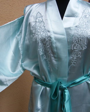 Nou-kimono  brodat  M