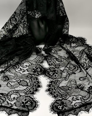 Esarfa dantela neagra PRECIOUS CHANTILLY