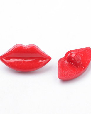 Nasturi plastic cu piciorus, buze